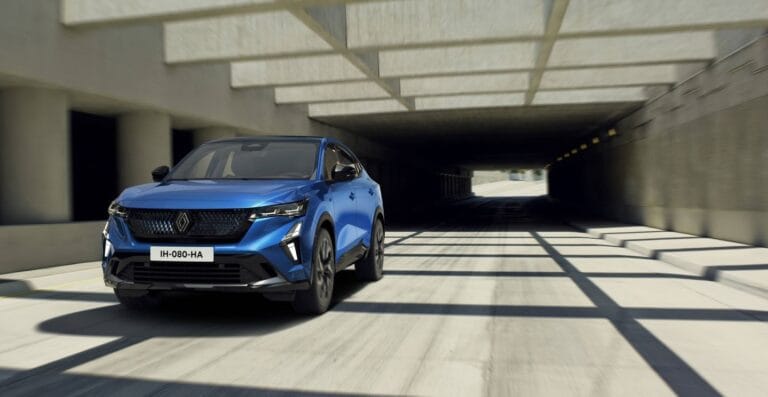 All-new_Renault_Rafale_-_Alpine_blue-baja-1[1]