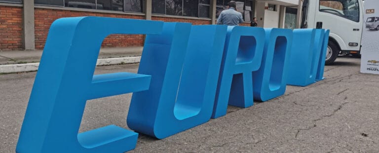 Camiones-Chevrolet-foto-principal-1536x620[1]