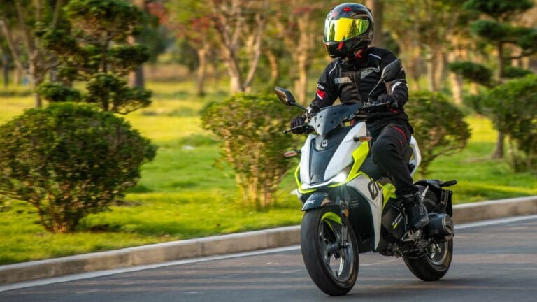 FW06-dynamic-14-foto-principal[1]