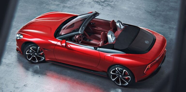 MG-Cyberster-VISTA-SUPERIOR-BAaja[1]