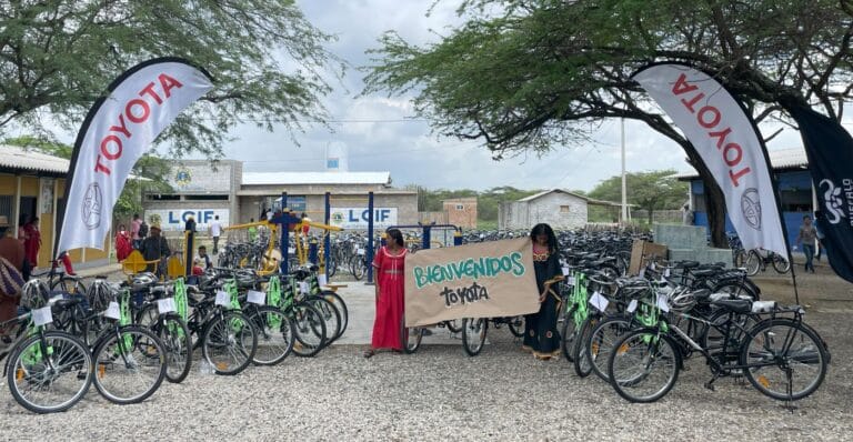 Toyota-DONA-BICICLETAS-Wayuu-panoramica-1-1[1]