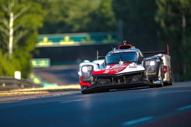 Toyota-Gazoo-Racing-Le-Mans[1]