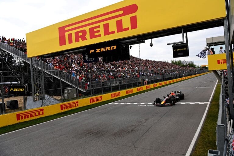 Verstappen-sunday-montreal-llegada[1]