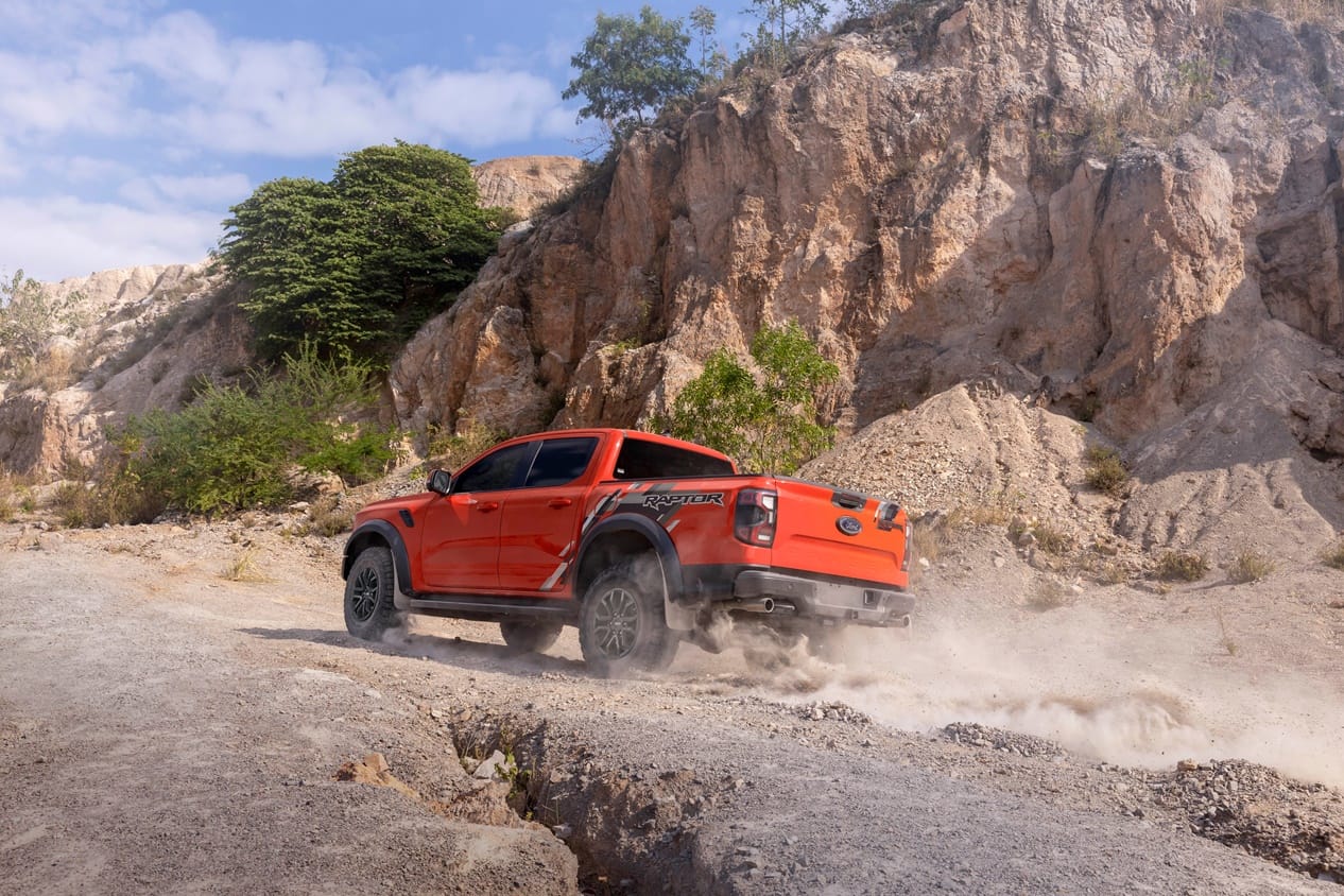 Ford Ranger Raptor Colombia FORD RANGER RAPTOR 2023, SE ESTRENA EN COLOMBIA CON FUERTES ARGUMENTOS ...