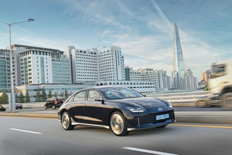 hyundai-ionic-6-4[1]