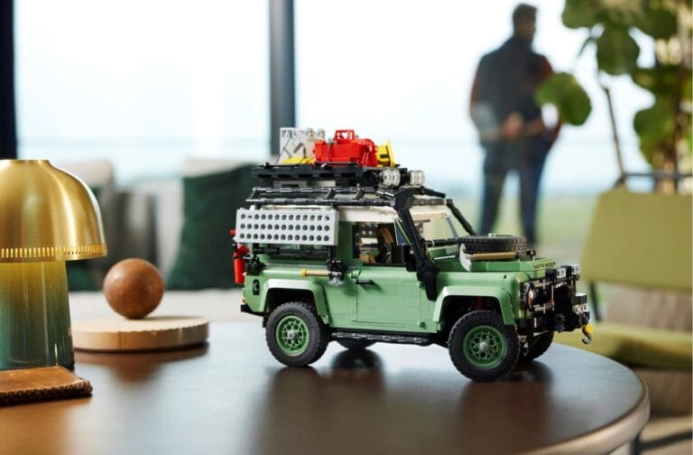 lego-defender-1-1[1]