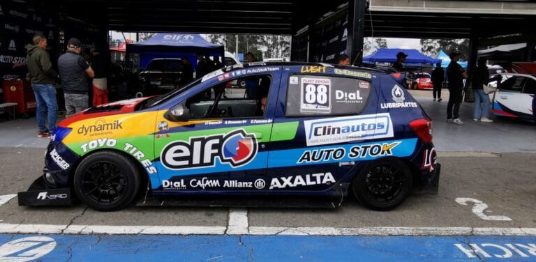 Auto-Stok-Team-Autodromo-baja[1]