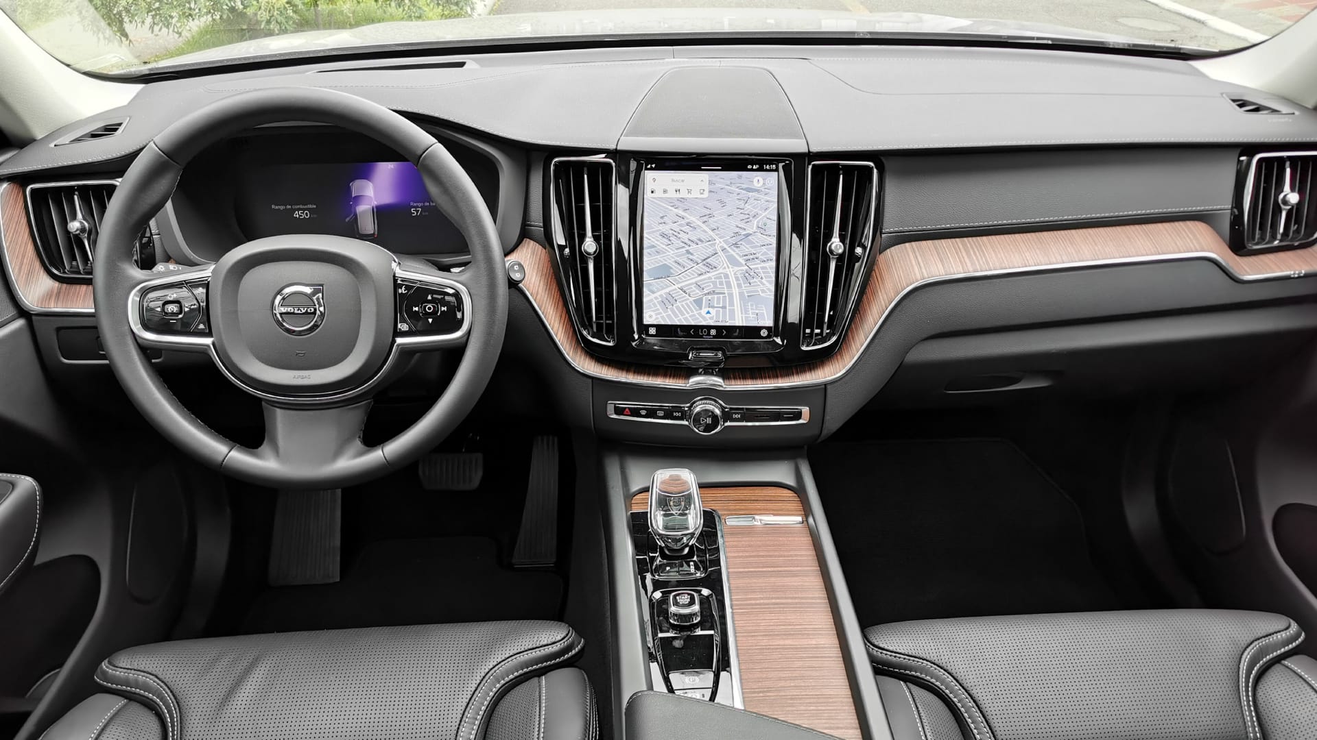 RV-8-XC60T8-E-I-I V12MAGAZINE ASIENTOS V12MAGAZINE