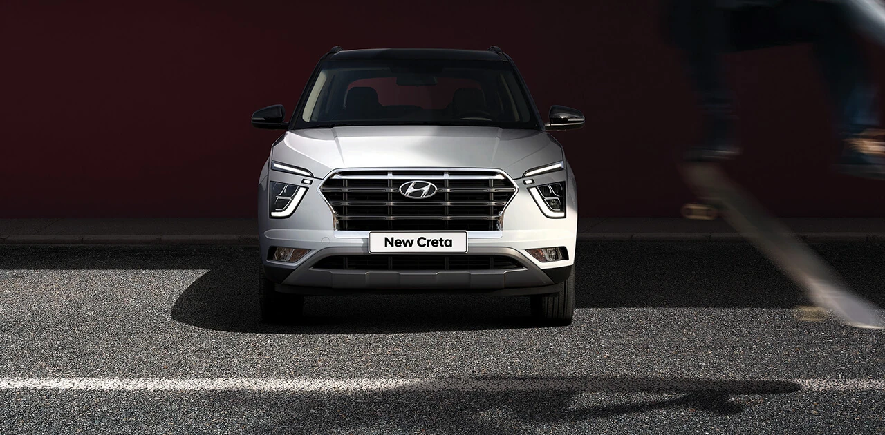 HYUNDAI CRETA LLEGA TOTALMENTE RENOVADA AL SALÓN DEL AUTOMÓVIL, EXHIBIENDO UNA ESTÉTICA MÁS ROBUSTA V12MAGAZINE Hyundai Creta llega a Colombia con nuevo diseño más imponente y mayor equipamiento para ubicarse en el segmento B de las SUV. V12MAGAZINE