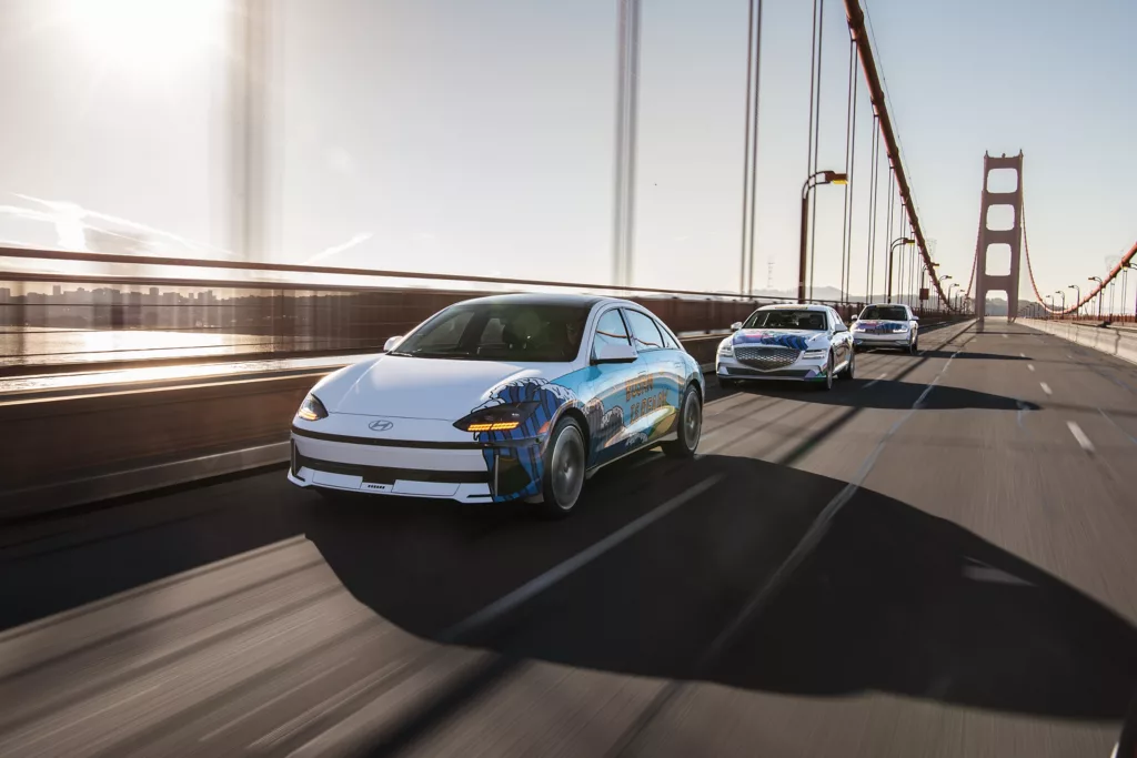 LOS ART CARS DE HYUNDAI LLEGAN A SAN FRANCISCO, ESTADOS UNIDOS, PARA UN PROPÓSITO ESPECIAL V12MAGAZINE Los Art Cars se expusieron en el popular Pier 39 de Fisherman's Wharf y circularon por las principales calles de San Francisco durante la APEC Economic Leaders Week. V12MAGAZINE