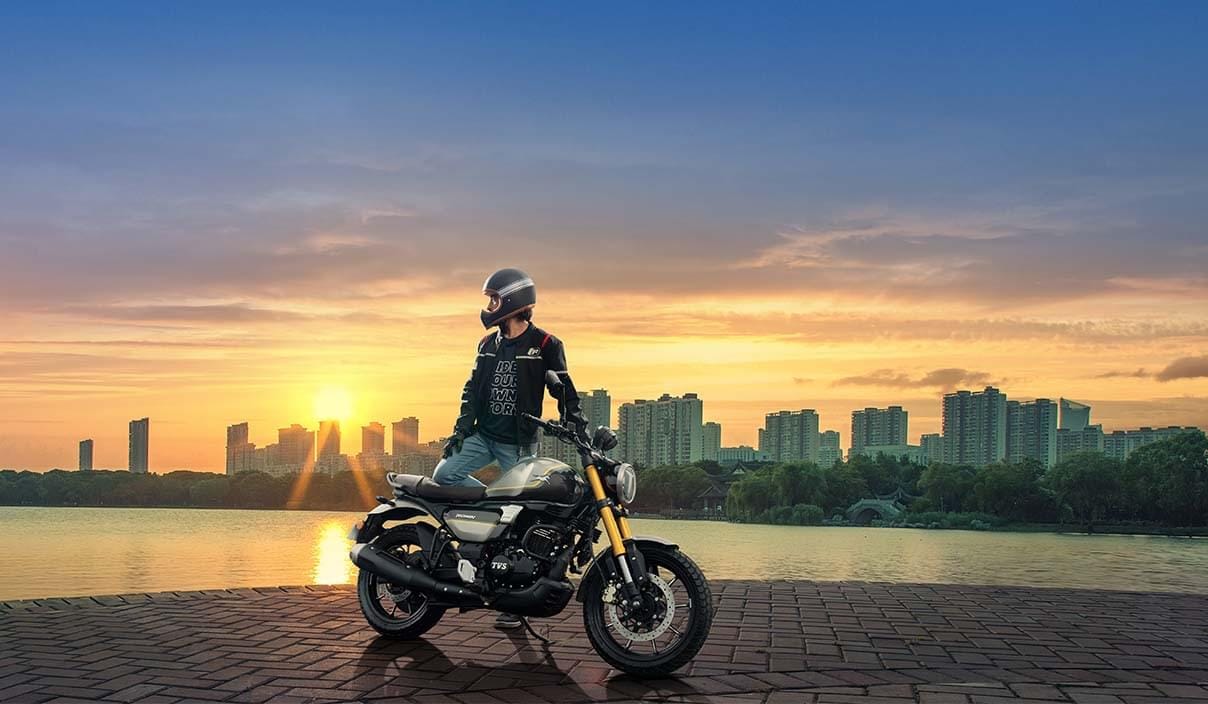LA MARCA DE MOTOS TVS ANUNCIA SUS NOVEDADES PARA 2024 V12MAGAZINE TVS, representada en Colombia por Auteco, anunció tres modelos, con las que aspiran superar las 50.000 unidades que vendieron en 2023. V12MAGAZINE