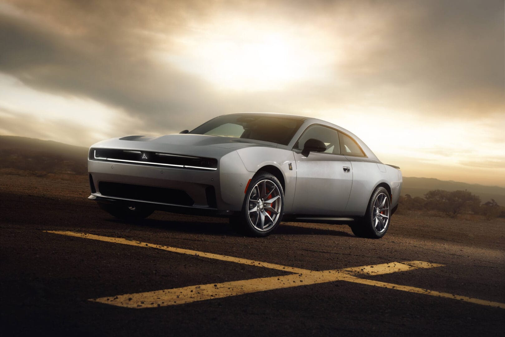 EL DODGE CHARGER DAYTONA 2024: EL PRIMER MUSCLE CAR ELÉCTRICO DE LA HISTORIA CON 670 CABALLOS DE POTENCIA V12MAGAZINE El Dodge Charger Daytona 2024 ofrece una impresionante potencia y conserva su título como el muscle car más rápido y potente del mundo. V12MAGAZINE