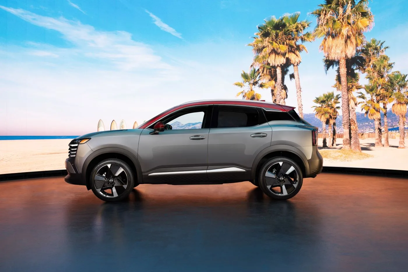 NISSAN KICKS 2025: RENOVACIÓN DE PUNTA A PUNTA V12MAGAZINE El Nissan Kicks se anticipó a su presentación oficial en el Salón de New York. Ahora es más grande, innovador, deportivo y con carácter. V12MAGAZINE