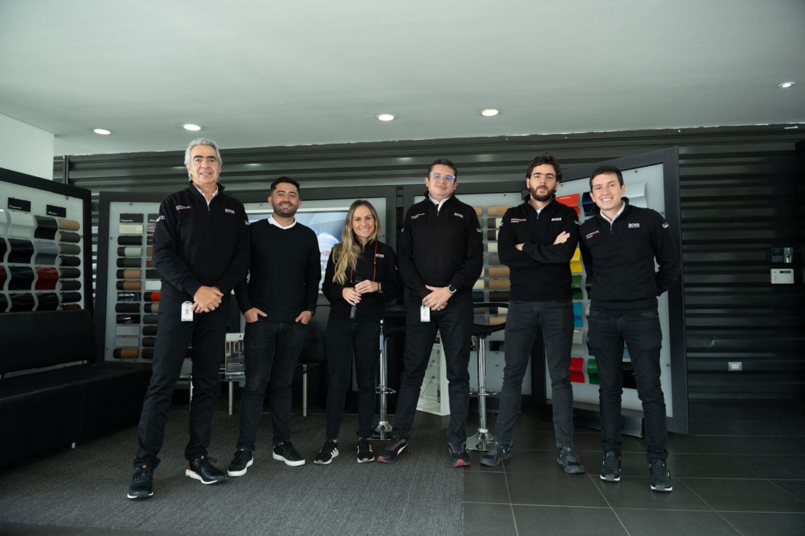 DESTINATION PORSCHE: EL NUEVO PUNTO DE ENCUENTRO DE LA DEPORTIVIDAD EN BOGOTÁ V12MAGAZINE Colombia se convierte en uno de los primeros países en Latinoamérica que contará con un “Destination Porsche”. V12MAGAZINE