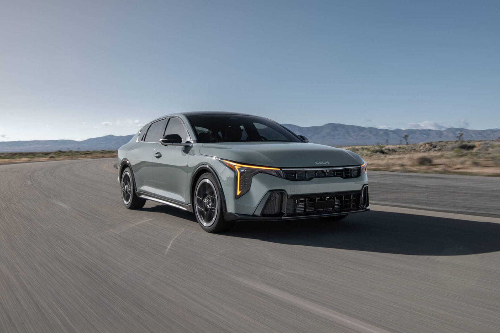 Kia K4