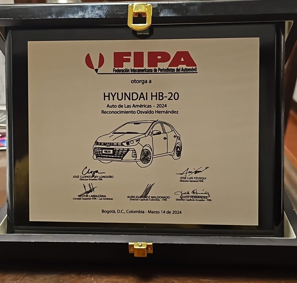 EL HYUNDAI HB20 GANA EL PREMIO AL MEJOR CARRO DE LAS AMÉRICAS POR PARTE DE LA FIPA V12MAGAZINE Hyundai HB20