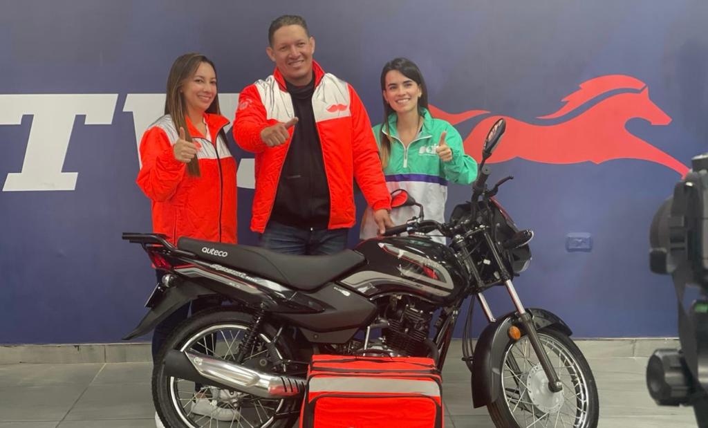 AUTECO TVS Y RAPPI SE UNEN PARA IMPULSAR LA MOVILIDAD: REPARTIDORES OBTIENEN CRÉDITO PARA COMPRAR SU PORTAFOLIO V12MAGAZINE Auteco TVS
