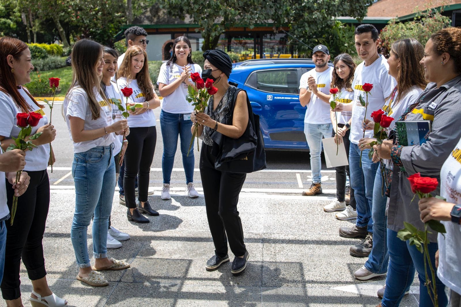 10 AÑOS DE IMPACTO: LA FUNDACIÓN RENAULT TRANSFORMA VIDAS EN COLOMBIA V12MAGAZINE Para celebrar sus 10 años, la Fundación Renault invertirá 1.300 millones y a sus programas, se une la Fundación global del Grupo patrocinando dos proyectos. V12MAGAZINE