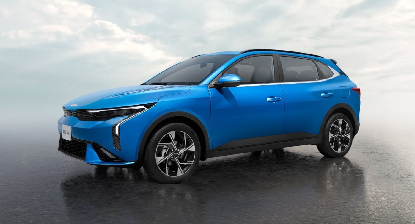 KIA LANZÓ UN CROSSOVER CON CARA DE SUV, DE DISEÑO AGRESIVO, TECNOLOGÍA AVANZADA Y MUCHA SEGURIDAD V12MAGAZINE Este crossover de kia llega en tres versiones: Vibrant, Zenith y GT Line, cuentan con un motor de 121 caballos de potencia. V12MAGAZINE