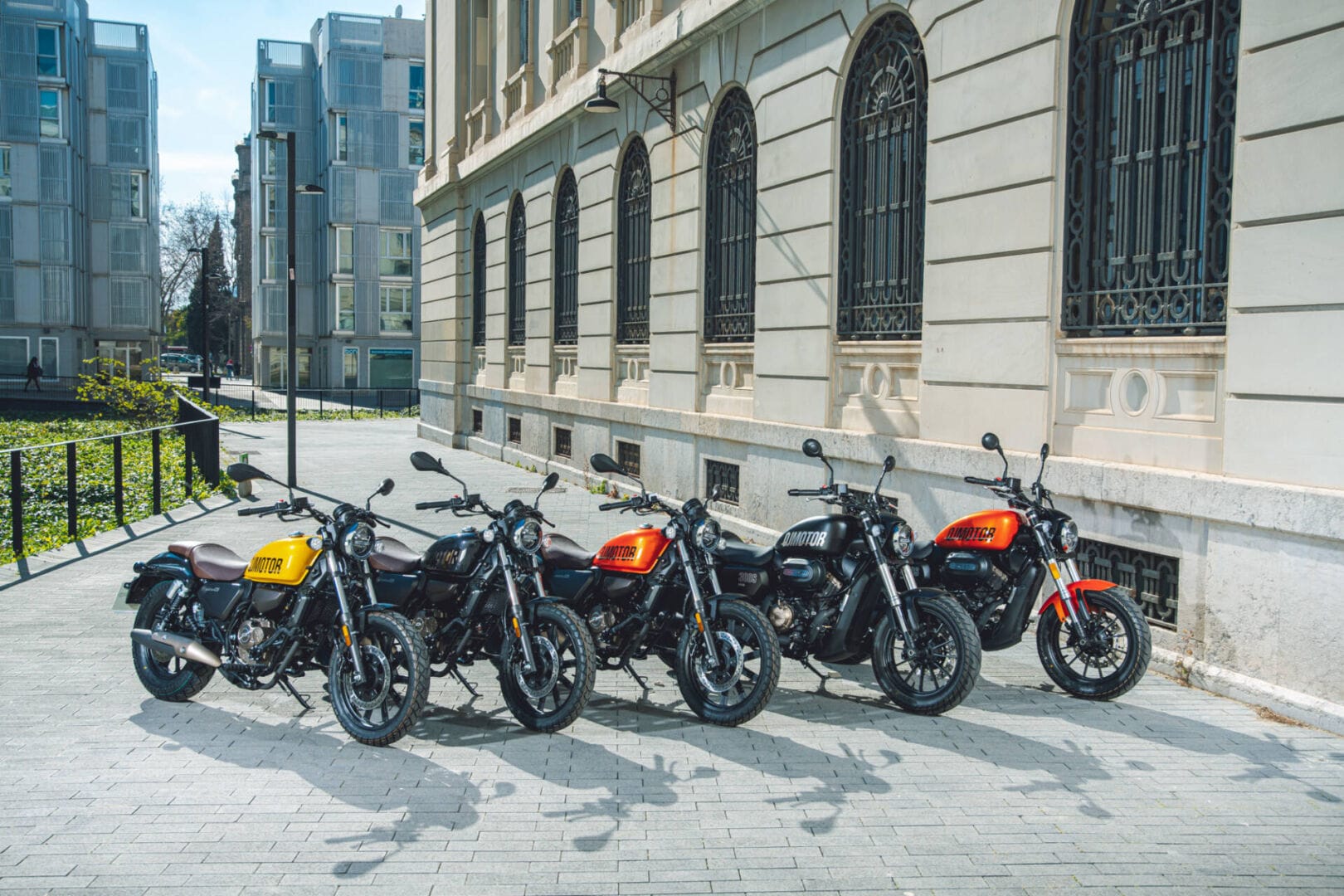 ¡REVOLCÓN EN EL MERCADO DE LAS MOTOS! LLEGA LA MARCA QJMOTOR Y HARÁ SU PRESENTACIÓN EN LA F2R. V12MAGAZINE QJMOTOR