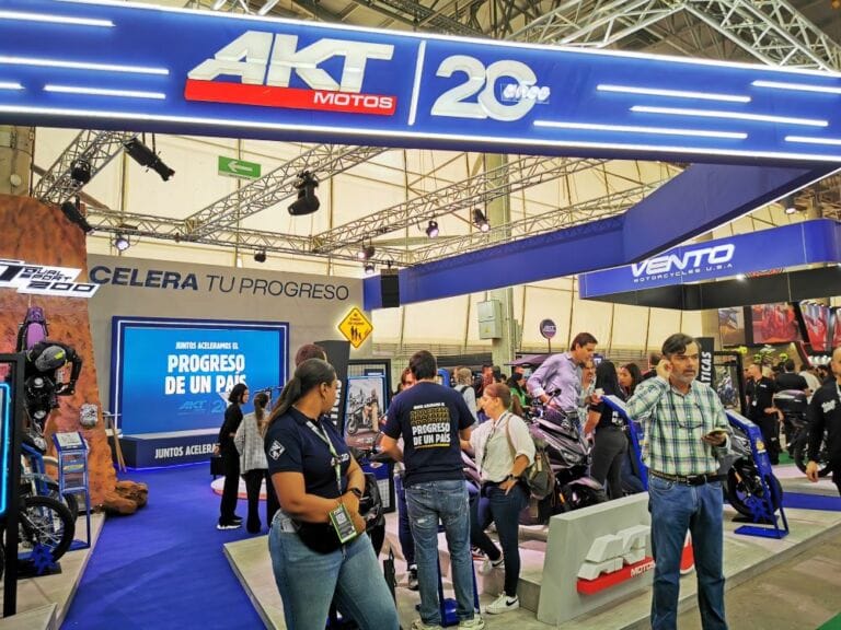 NEWS V12MAGAZINE AKT