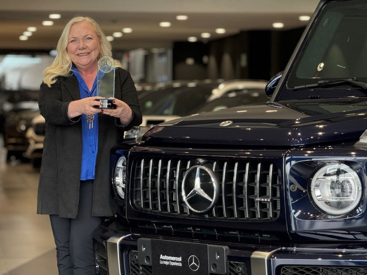 AUTOMERCOL, EL MEJOR CONCESIONARIO DE MERCEDES-BENZ EN COLOMBIA, PREMIADO CON 3 GALARDONES V12MAGAZINE Automercol obtuvo también los premios correspondientes a ‘Mejor Concesionario en Ventas y Producto’, además del ‘Mejor Concesionario en Experiencia del Cliente’. En total fueron 3 de los 4 galardones, que entregó Inchcape Mercedes-Benz Cars & Vans Colombia. V12MAGAZINE