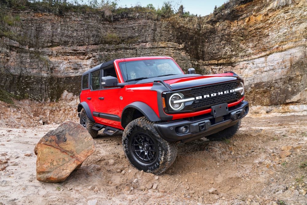 ASÍ ES LA EDICIÓN ESPECIAL FORD BRONCO WILDTRAK G.O.A.T. PARA LOS AMANTES DE LA AVENTURA EN COLOMBIA V12MAGAZINE FORD BRONCO WILDTRAK G.O.A.T.
