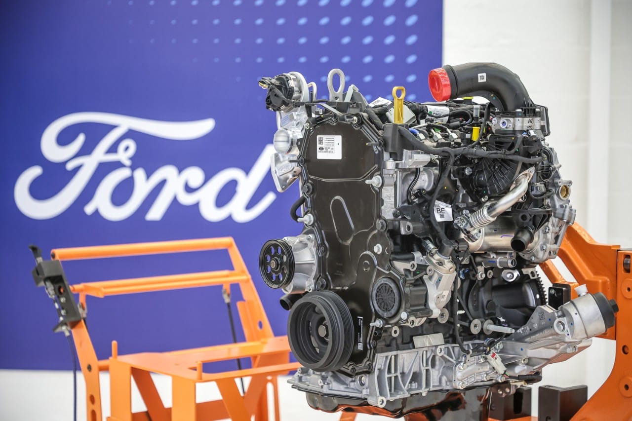LOS NUEVOS MOTORES DE LA PICK-UP FORD RANGER TENDRÁN NUEVO ORIGEN V12MAGAZINE Ford inaugura su nueva planta de motores en Pacheco, Argentina, donde producirá dos motores turbodiésel: el Lion V6 3.0L y el Panther 2.0L de cuatro cilindros, con una inversión de 80 millones de dólares. V12MAGAZINE