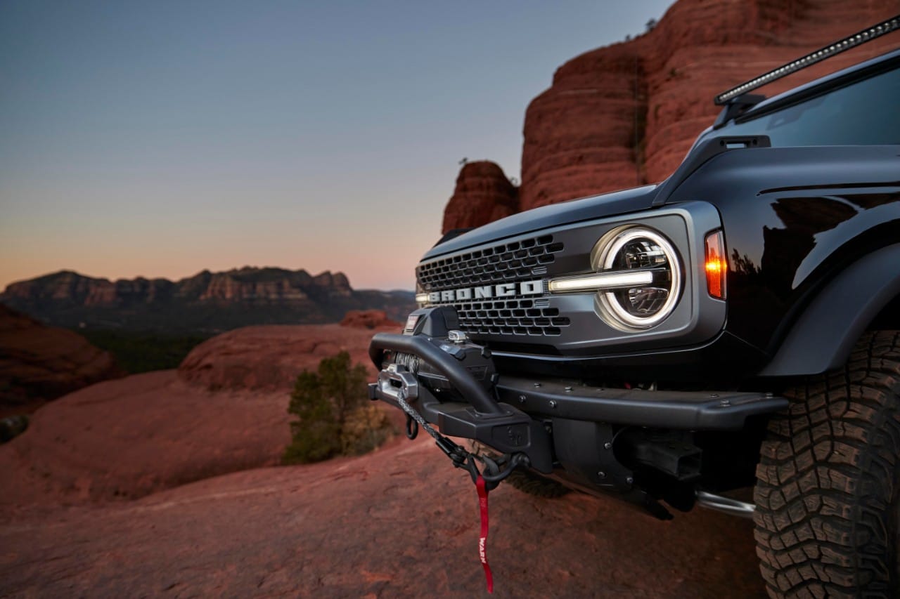 FORD BRONCO: LA HISTORIA DE UN LEGADO CONTADA EN CINCO GENERACIONES V12MAGAZINE Ford Bronco