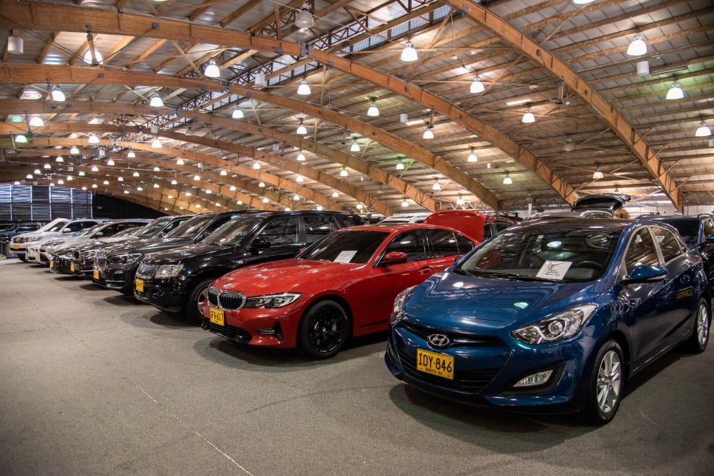 CORFERIAS BOGOTÁ SE VISTE DE MOTORES Y RUEDAS CON NEXTCAR 2024, LA VITRINA DE LOS MEJORES USADOS V12MAGAZINE Durante NEXTCAR 2024 se realizarán diversas actividades como: exhibición de vehículos clásicos, muestra de autos de carreras, exhibición de Monster Trucks, simuladores de carreras, entre otros. V12MAGAZINE