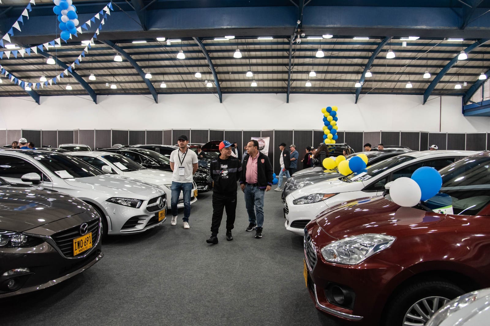 CORFERIAS BOGOTÁ SE VISTE DE MOTORES Y RUEDAS CON NEXTCAR 2024, LA VITRINA DE LOS MEJORES USADOS V12MAGAZINE Durante NEXTCAR 2024 se realizarán diversas actividades como: exhibición de vehículos clásicos, muestra de autos de carreras, exhibición de Monster Trucks, simuladores de carreras, entre otros. V12MAGAZINE