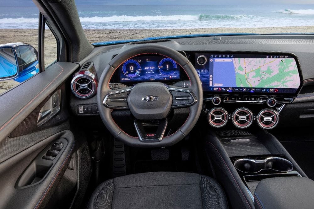 ESTO ES LO QUE PROPONE EL NUEVO MUNDO CHEVROLET EN COLOMBIA: TECNOLOGÍA, SOSTENIBILIDAD Y VEHÍCULOS AMIGABLES V12MAGAZINE El mundo Chevrolet se presenta bajo el eslogan: Manejemos Juntos, el cual busca reafianzarse en el territorio colombiano y lo hace anunciando cinco nuevos modelos para este segundo semestre. V12MAGAZINE