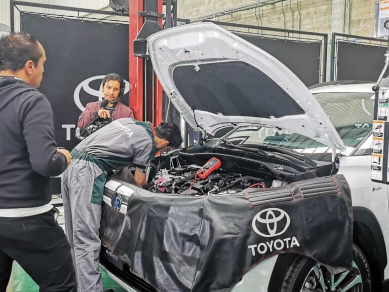Toyota reúne a los mejores profesionales de su red nacional