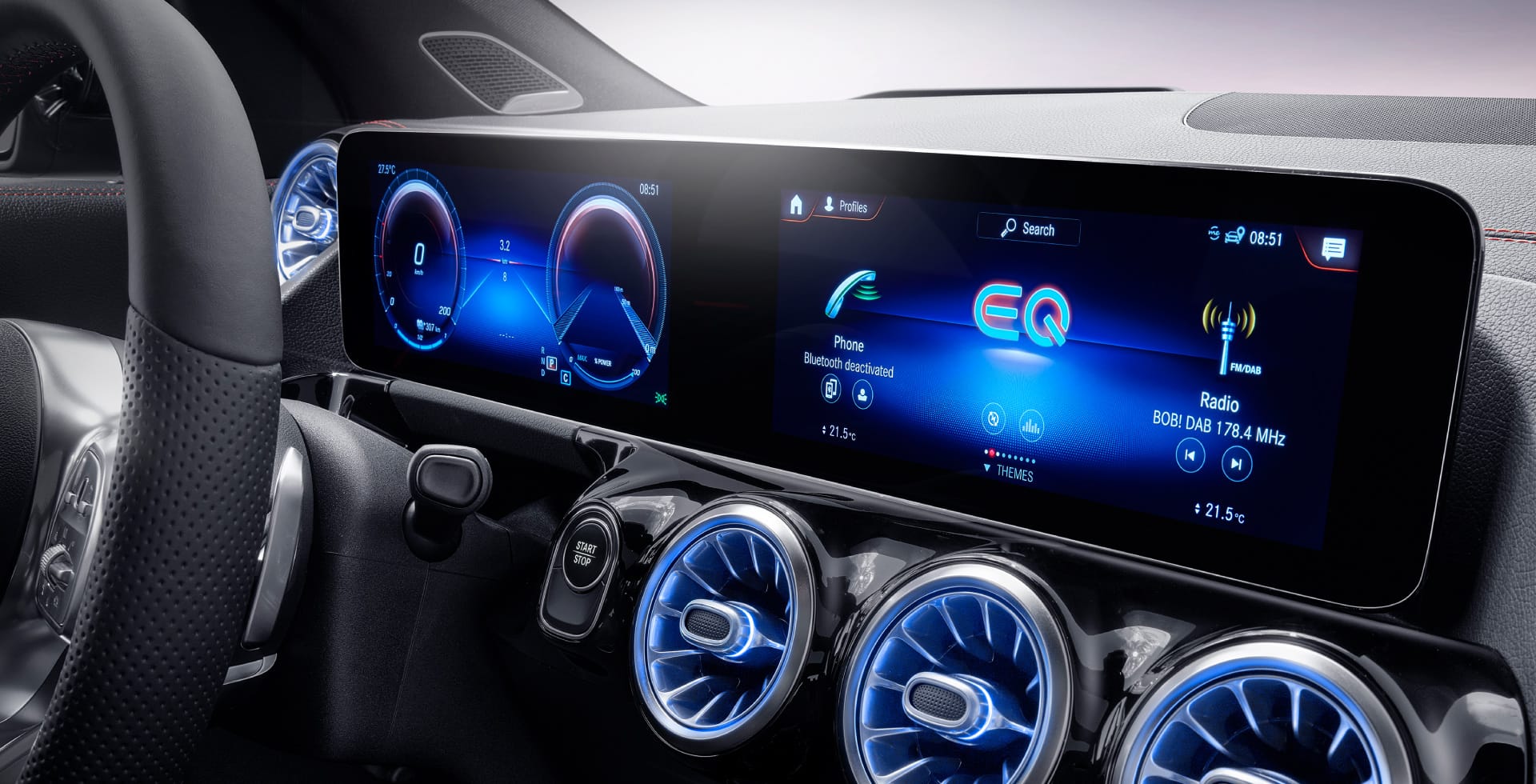 RV-10-EQA3504MATIC-E-I V12MAGAZINE MB-EQA-350-4Matic-E-I-G2-1