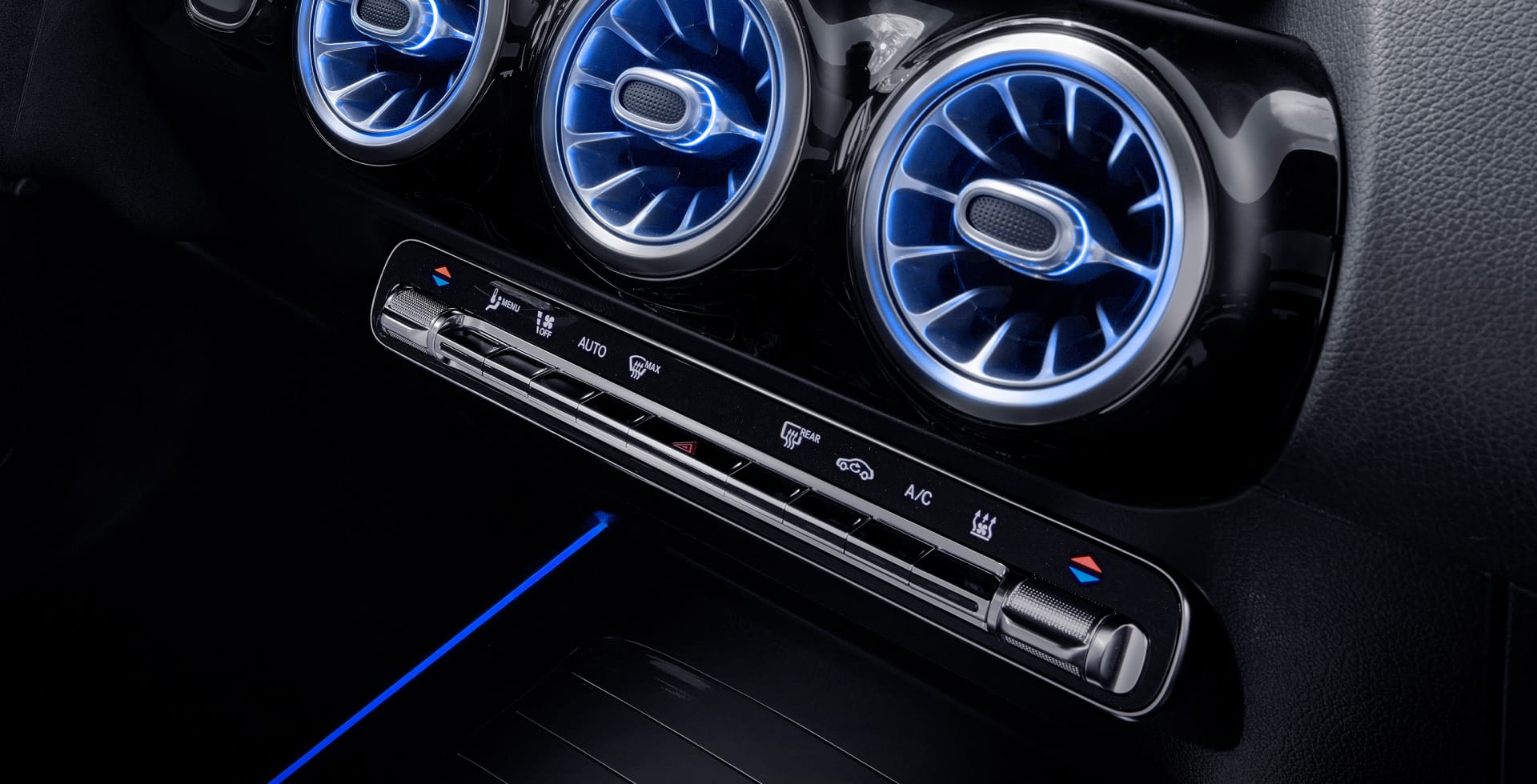 RV-10-EQA3504MATIC-E-I V12MAGAZINE MB-EQA-350-4Matic-E-I-G4-1