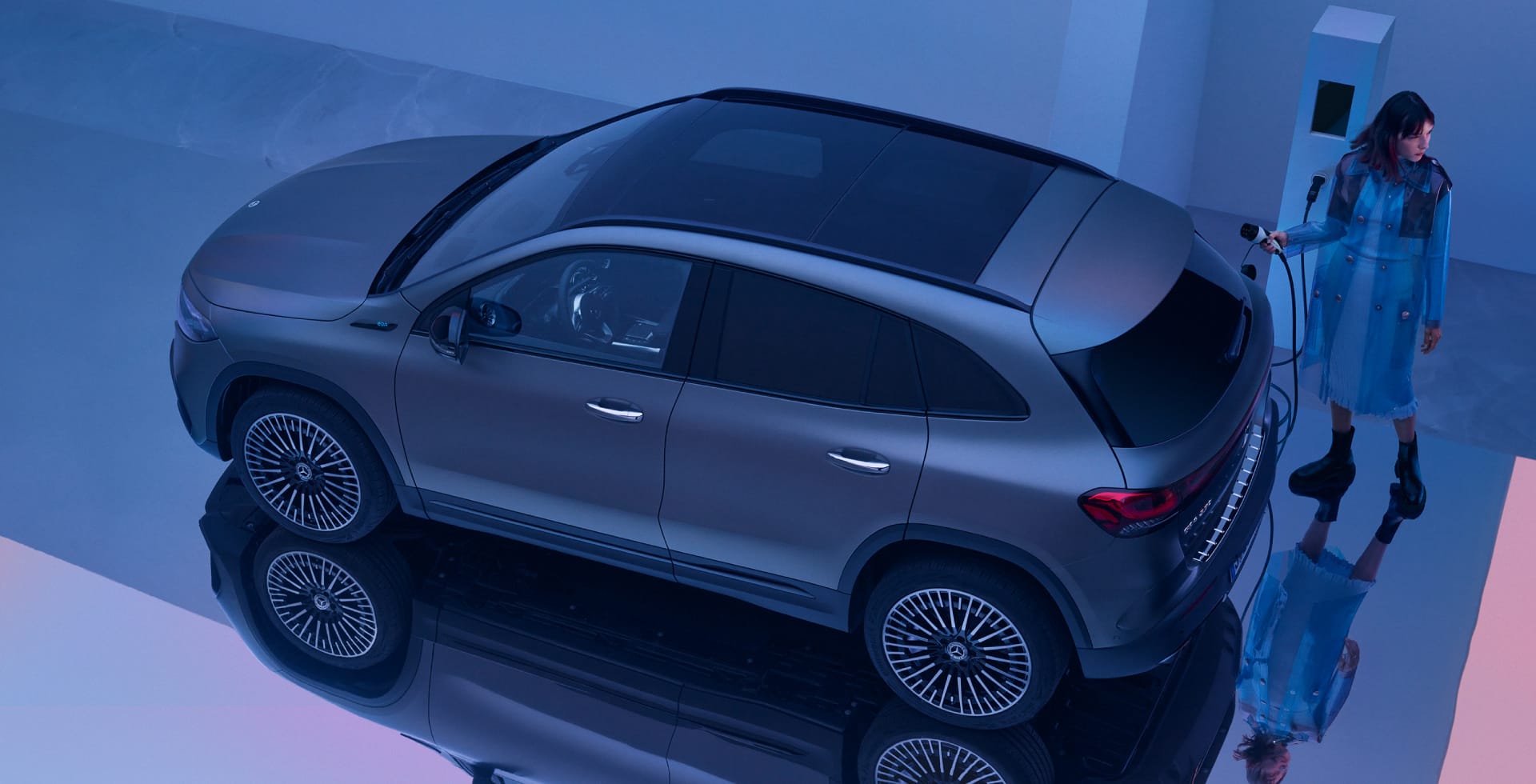 RV-10-EQA3504MATIC-N-O V12MAGAZINE MB-EQA-350-4Matic-M-T-G3-1