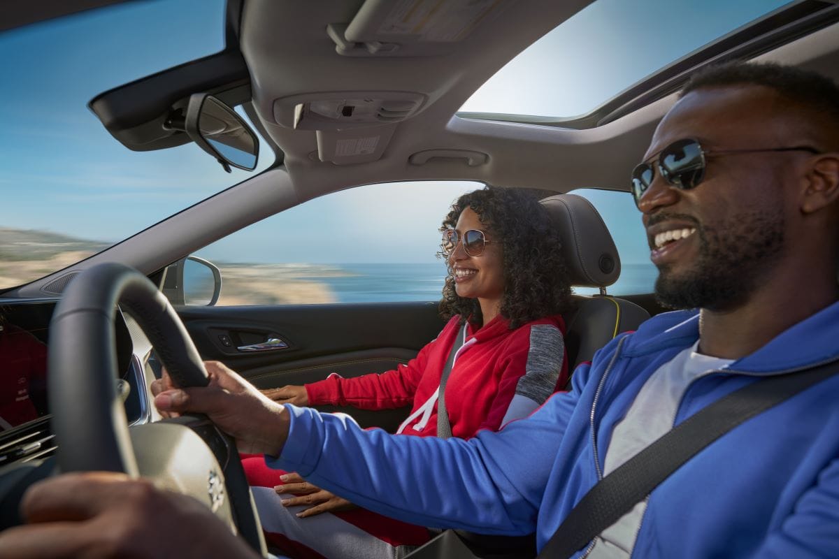 ESTO ES LO QUE PROPONE EL NUEVO MUNDO CHEVROLET EN COLOMBIA: TECNOLOGÍA, SOSTENIBILIDAD Y VEHÍCULOS AMIGABLES V12MAGAZINE El mundo Chevrolet se presenta bajo el eslogan: Manejemos Juntos, el cual busca reafianzarse en el territorio colombiano y lo hace anunciando cinco nuevos modelos para este segundo semestre. V12MAGAZINE