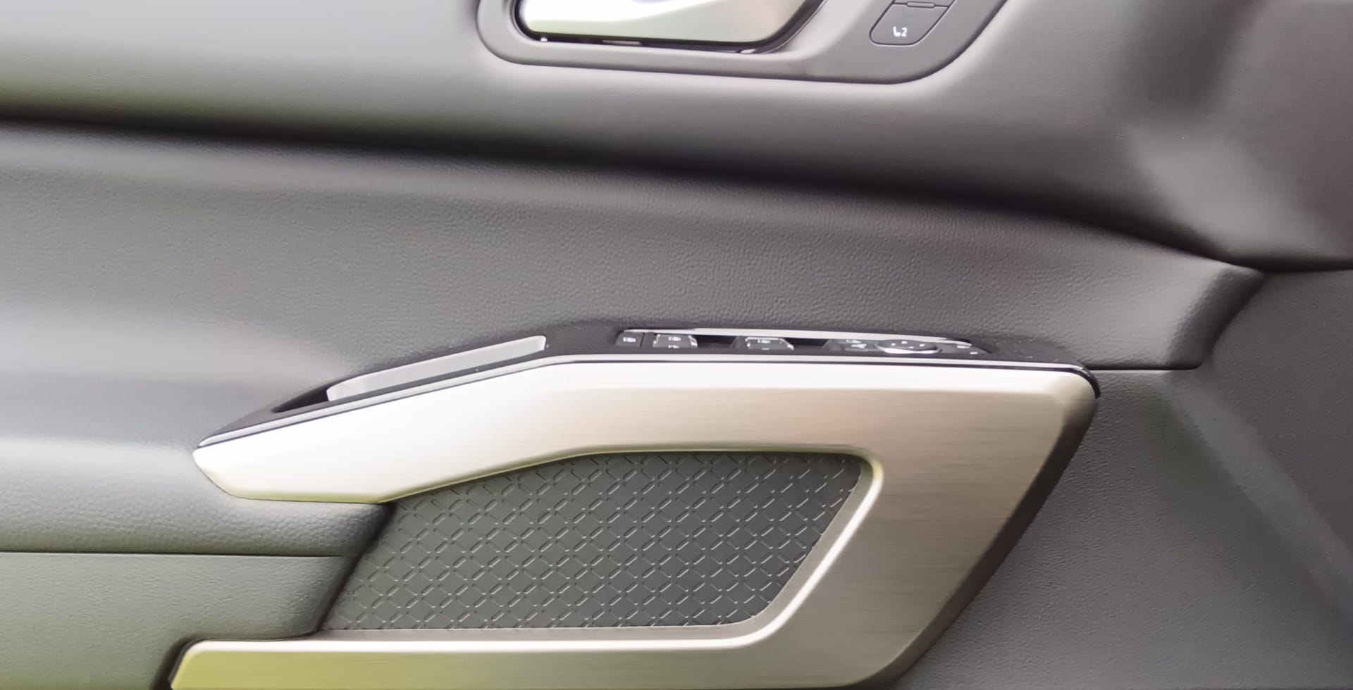 RV-10-PATHFINDER-E-I V12MAGAZINE PATHFINDER-E-I-G6-5