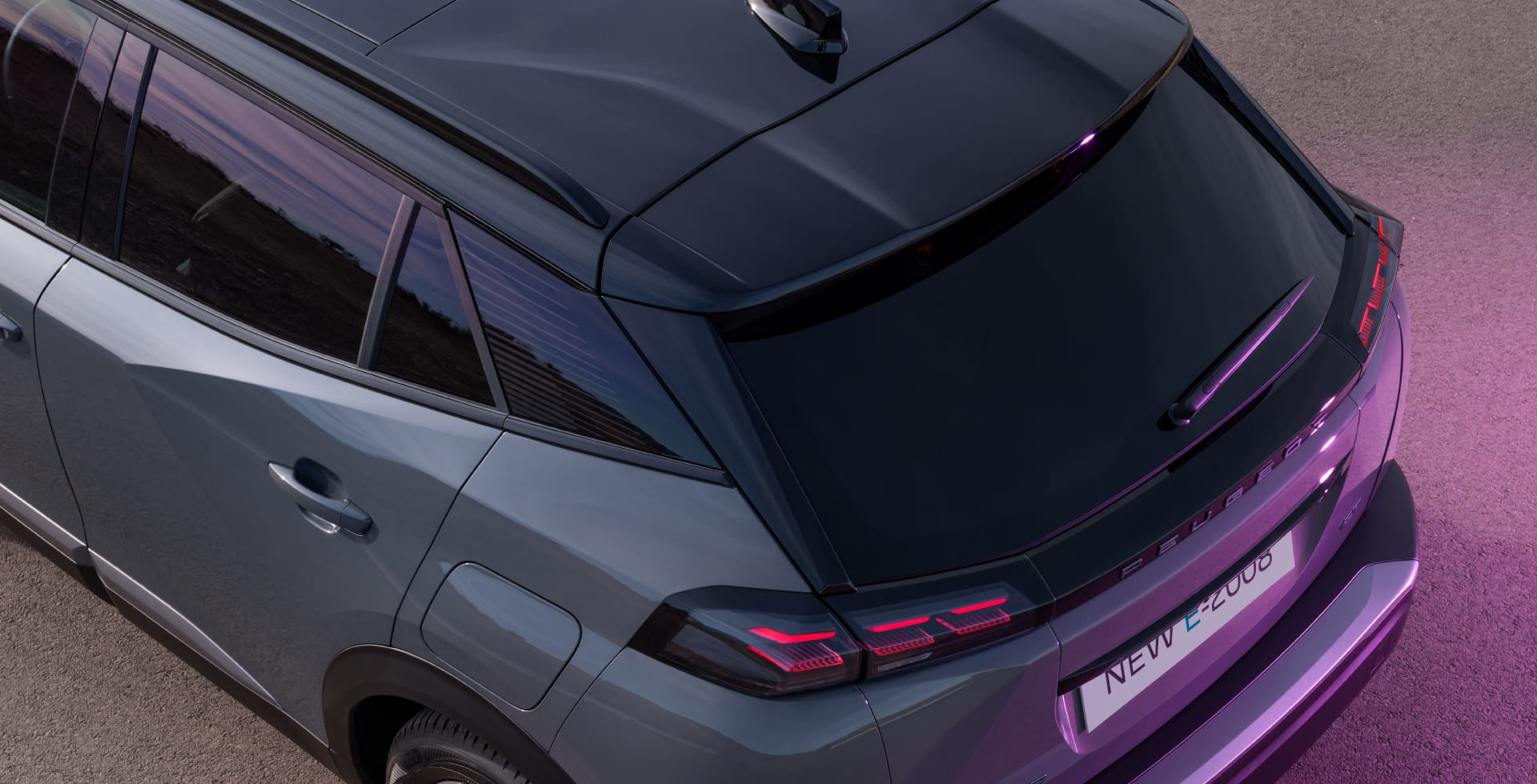 RV-10-PEUGEOT2008-D-E V12MAGAZINE Peugeot-2008-D-E-G6-2