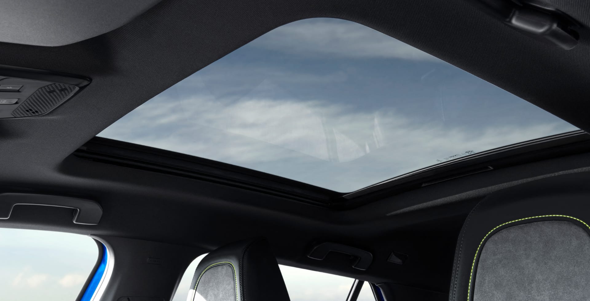 RV-10-PEUGEOT2008-E-I V12MAGAZINE Peugeot-2008-E-I-G4-1