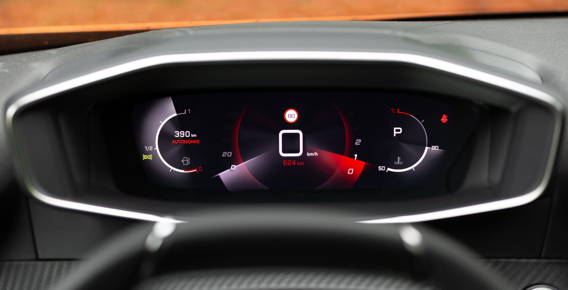 RV-10-PEUGEOT2008-E-I V12MAGAZINE Peugeot-2008-E-I-T1-2