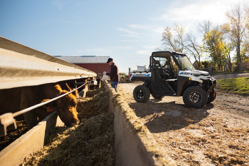 POLARIS RANGER XP KINETIC: SOSTENIBILIDAD, EFICIENCIA Y POTENCIA PARA EL CAMPO COLOMBIANO V12MAGAZINE Polaris Ranger XP kinetic es el primer un vehículo eléctrico desarrollado para el campo, con una autonomía de 72 kilómetros. Junto a éste, llegó el Polaris Ranger XD 1.500 Northstar, un vehículo enfocado en el trabajo pesado. V12MAGAZINE