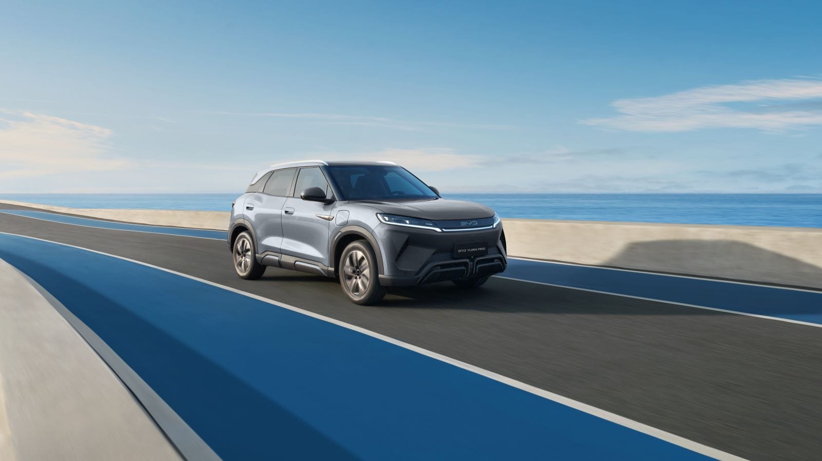 ASÍ ES EL BYD YUAN UP, DONDE LA TECNOLOGÍA SE ENCUENTRA CON EL DISEÑO A UN PRECIO ATRACTIVO V12MAGAZINE El BYD Yuan Up es uno de los SUV eléctricos tecnológicamente más evolucionado, más equipado, motorización única en su segmento, diseño moderno y sobrio con acabados premium. V12MAGAZINE