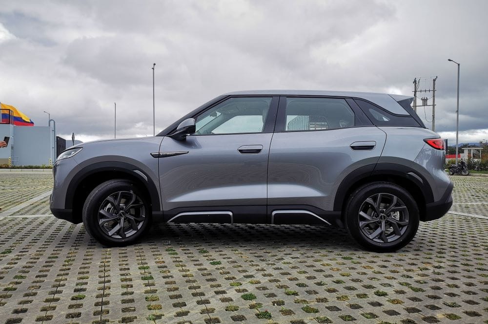 ASÍ ES EL BYD YUAN UP, DONDE LA TECNOLOGÍA SE ENCUENTRA CON EL DISEÑO A UN PRECIO ATRACTIVO V12MAGAZINE El BYD Yuan Up es uno de los SUV eléctricos tecnológicamente más evolucionado, más equipado, motorización única en su segmento, diseño moderno y sobrio con acabados premium. V12MAGAZINE