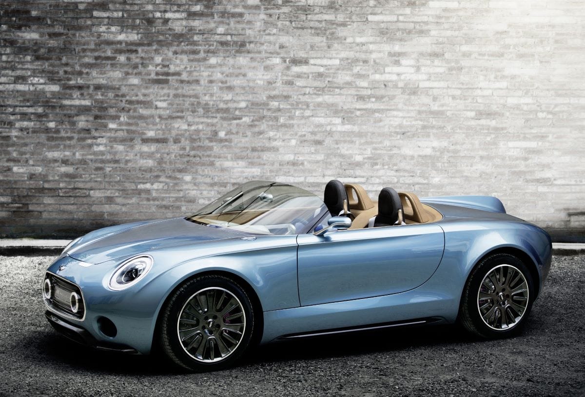 MINI 65 AÑOS Y SU OTRA HISTORIA: LAS VARIANTES DE LOS MINI CLÁSICOS Y MODERNOS QUE POCOS CONOCEN V12MAGAZINE ¡Mini 65 años! Más allá del tradicional Mini 3 puertas, muchas otras variantes de carrocería estuvieron disponibles en la era clásica de Mini V12MAGAZINE