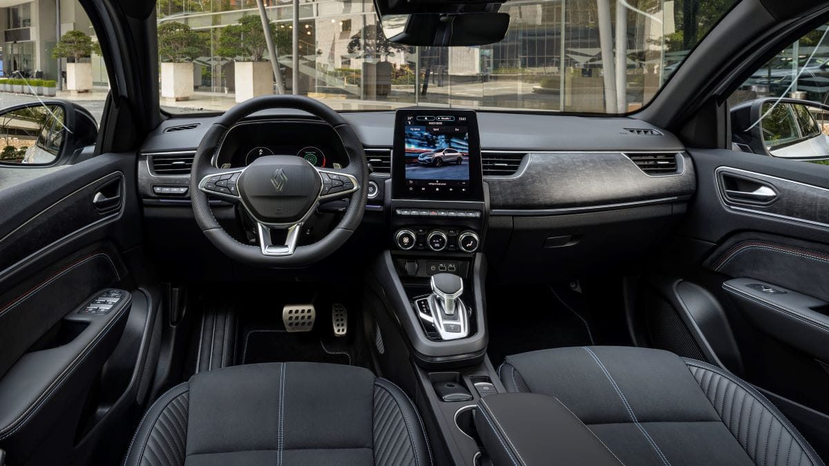 ¿ES EL RENAULT ARKANA E-TECH EL SUV HÍBRIDO QUE REVOLUCIONARÁ LAS CALLES COLOMBIANAS? V12MAGAZINE Renault ingresa al mundo de los híbridos ligeros en Colombia con la nueva Renault Arkana E-Tech Hybrid, una camioneta del segmento C que combina el diseño deportivo Alpine y la tecnología avanzada V12MAGAZINE