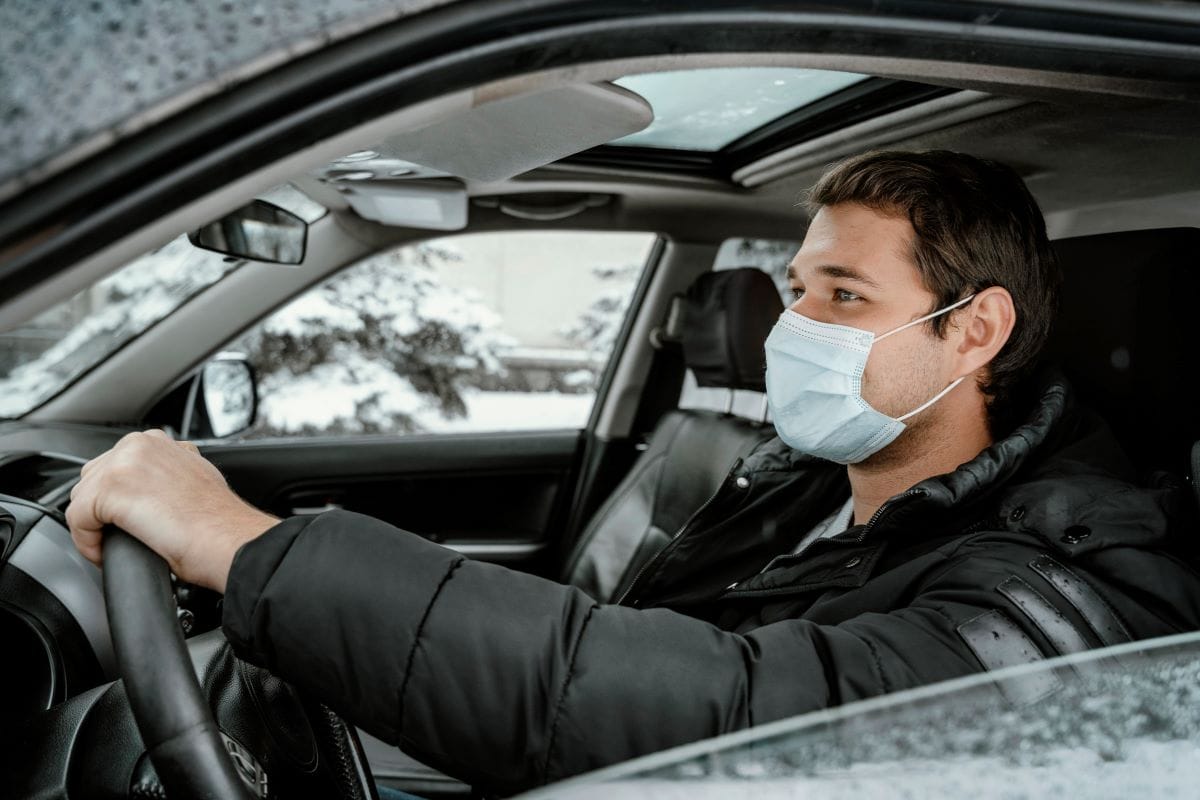 ¿SABE CÓMO MANTENER LA CABINA DE SU AUTOMÓVIL LIBRE DE VIRUS PARA EVITAR INFECCIONES RESPIRATORIAS? V12MAGAZINE Automóvil - virus