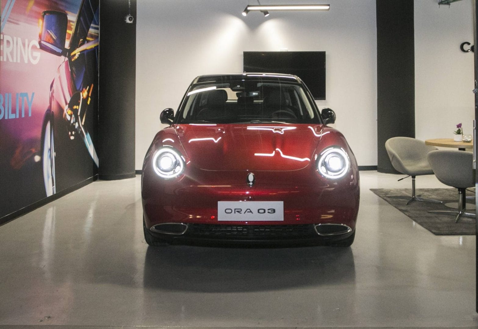 CENTRO DE EXPERIENCIA: INCHCAPE TRANSFORMA LA VENTAS DE VEHÍCULOS EN COLOMBIA V12MAGAZINE Inchcape lanza su primer Centro de Experiencia en Colombia, transformando la forma de vender automóviles en Bogotá, con un espacio innovador que reúne marcas premium como Subaru, Suzuki y Mercedes Benz. V12MAGAZINE