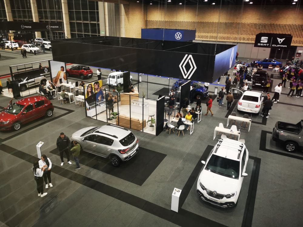 SALÓN DEL AUTOMÓVIL 2024: UNA EDICIÓN MARCADA POR LA SOSTENIBILIDAD, DEL 6 AL 17 DE NOVIEMBRE EN CORFERIAS V12MAGAZINE El Salón del Automóvil 2024 llega a Corferias como la feria automotriz líder en Colombia, reuniendo a las principales marcas, exhibiciones de vehículos sostenibles y un completo ecosistema de servicios financieros. V12MAGAZINE