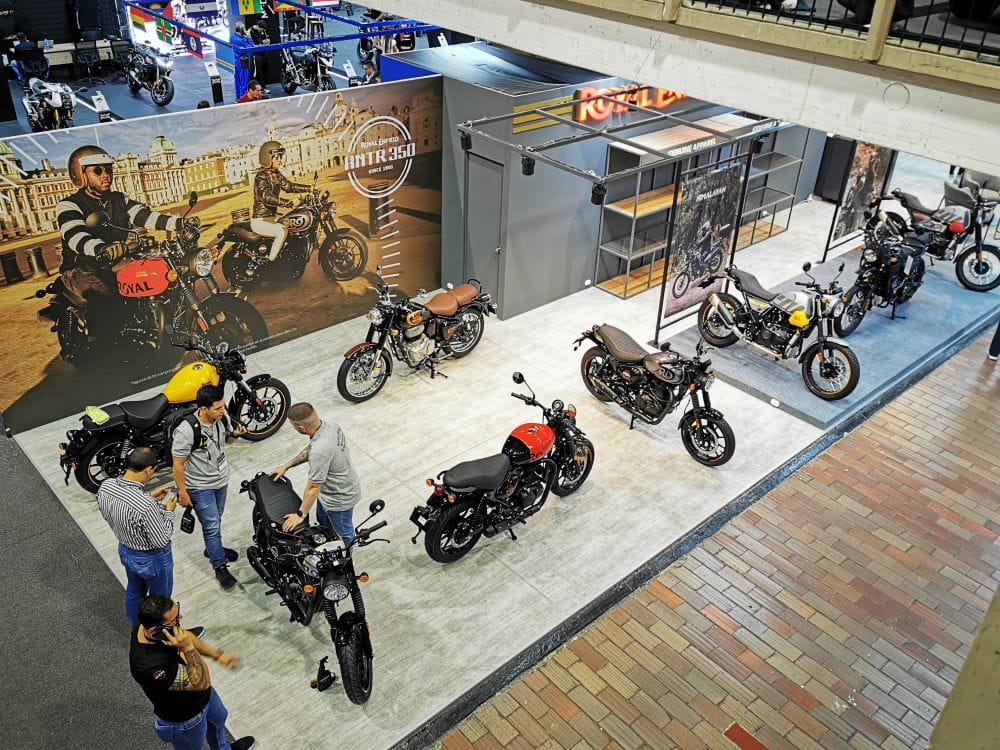 SALÓN DEL AUTOMÓVIL 2024: UNA EDICIÓN MARCADA POR LA SOSTENIBILIDAD, DEL 6 AL 17 DE NOVIEMBRE EN CORFERIAS V12MAGAZINE El Salón del Automóvil 2024 llega a Corferias como la feria automotriz líder en Colombia, reuniendo a las principales marcas, exhibiciones de vehículos sostenibles y un completo ecosistema de servicios financieros. V12MAGAZINE